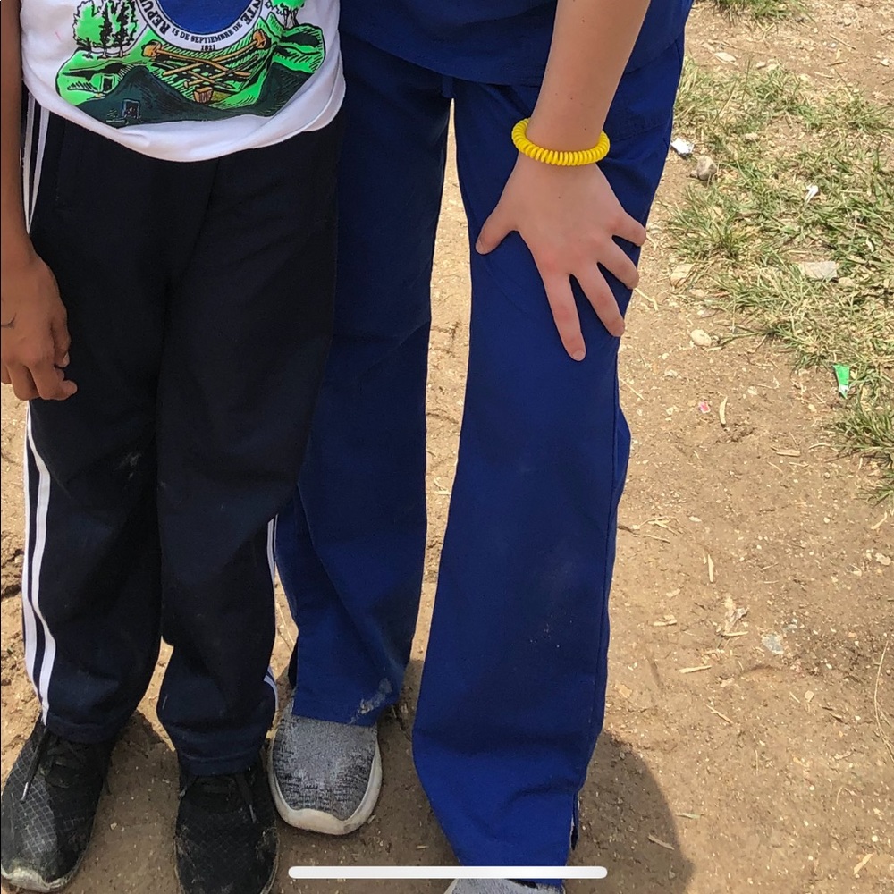 Blue Scrubs - Picture 5 of 5